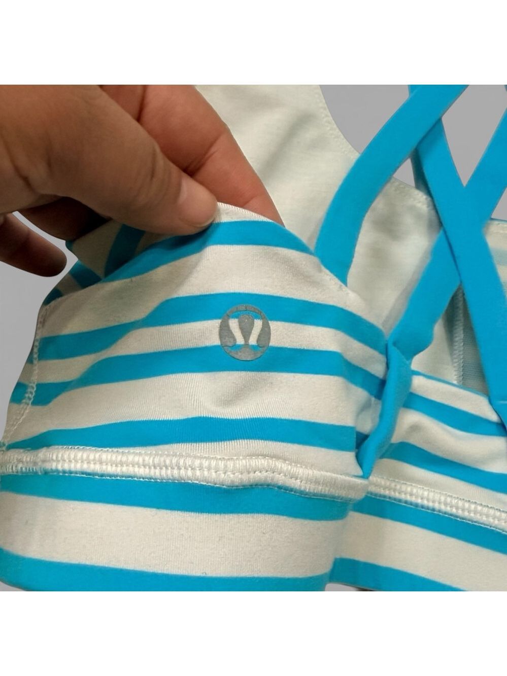 LULULEMON Energy Bra Twin Stripe Spry Blue Sports Bra, Athletic Bra, Sz 6 - Picture 9 of 13